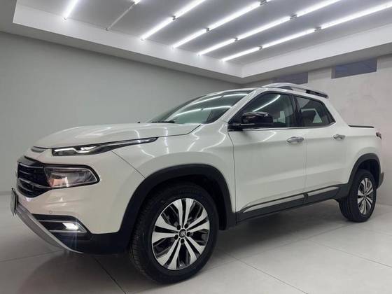 FIAT TORO 2.0 16V TURBO DIESEL VOLCANO 4WD AT9